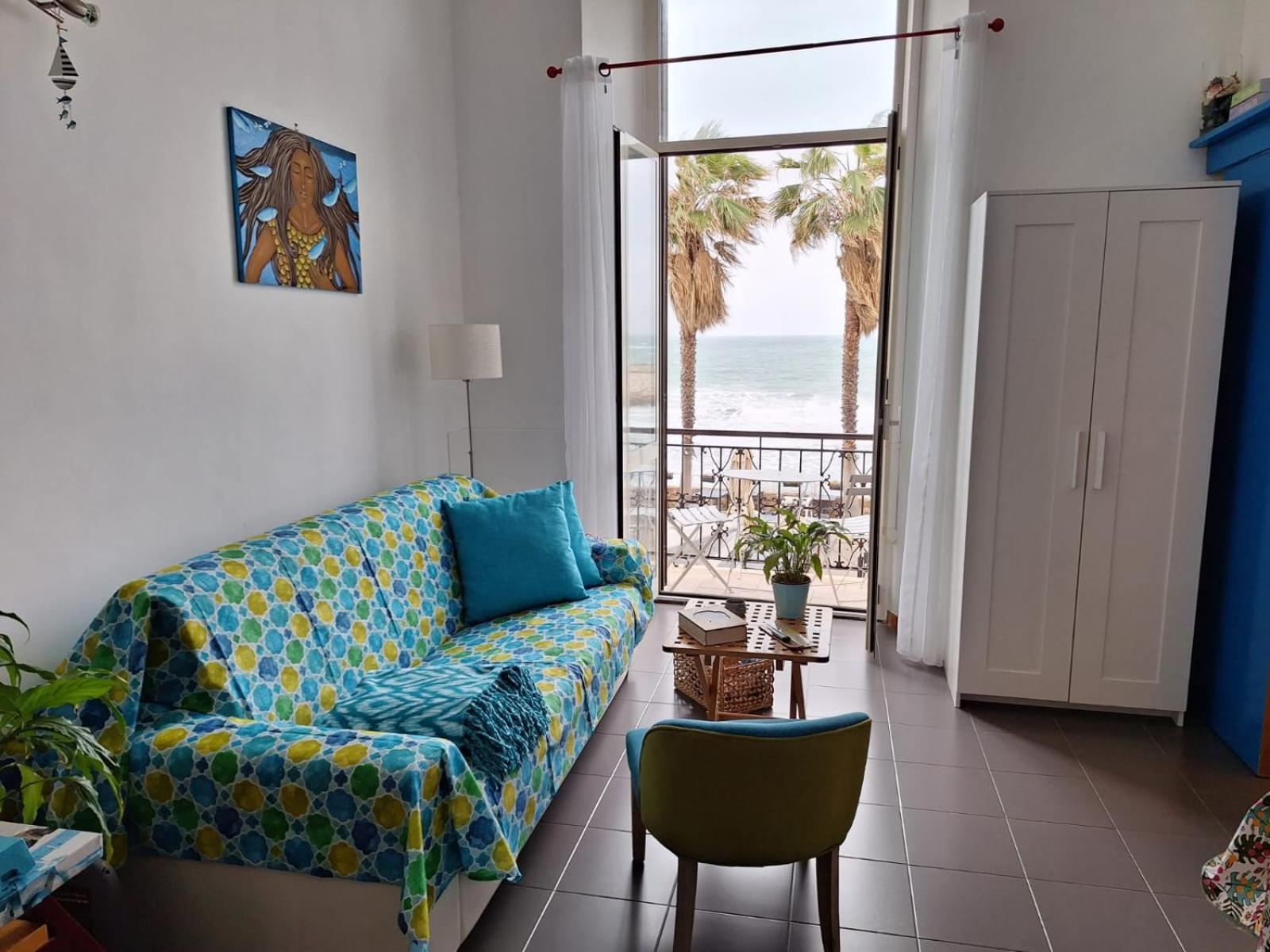 Mowita Apartment Чивитавекия Екстериор снимка